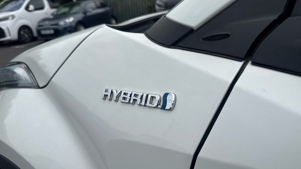 Toyota C-Hr Dynamic #21