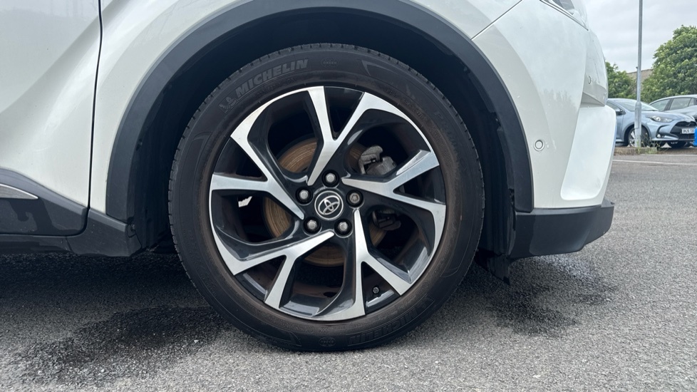 Toyota C-Hr Dynamic #25