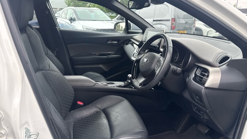 Toyota C-Hr Excel Silver #12