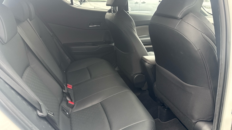 Toyota C-Hr Excel Silver #8