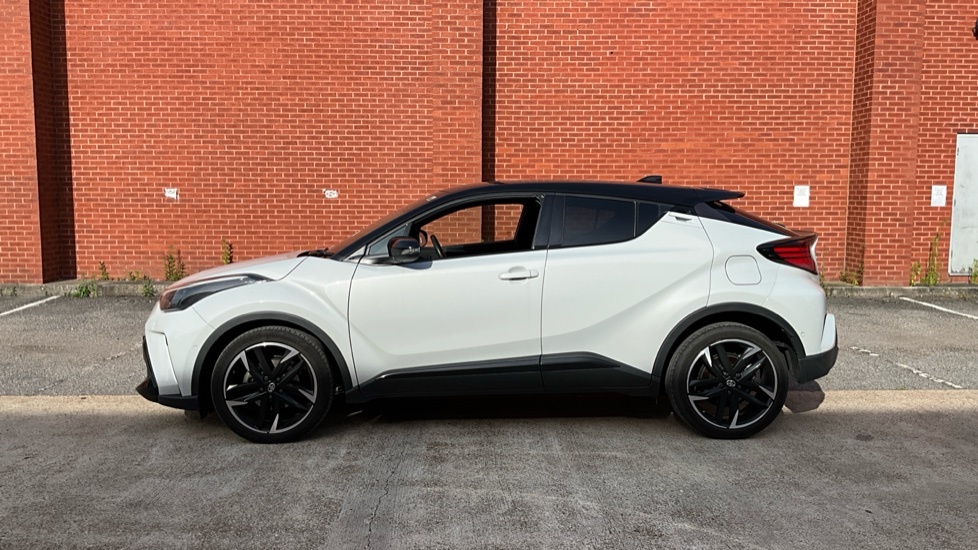 Toyota C-Hr 2L Excel Black #24