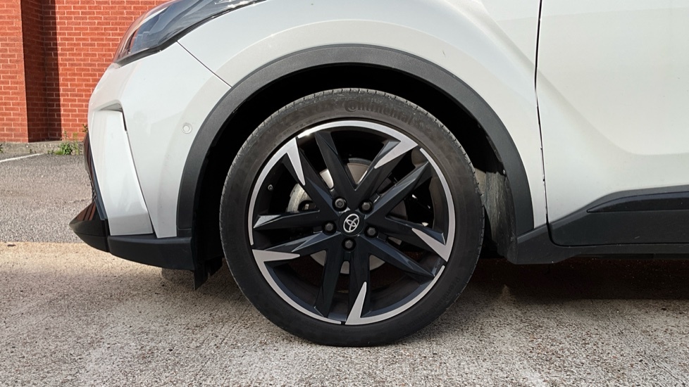 Toyota C-Hr 2L Excel Black #25