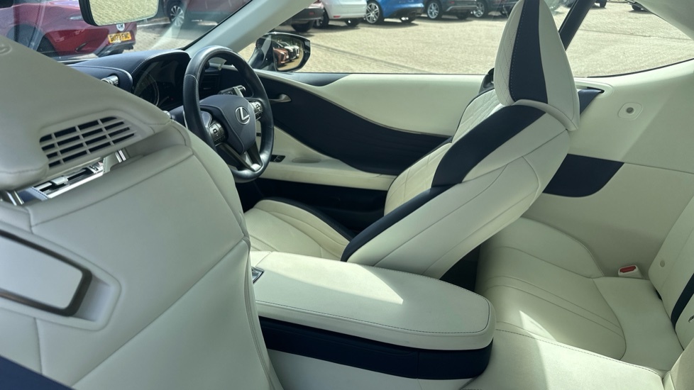 Lexus LC 5.0 500 V8 Sport Coupe Euro 6 464 Green #19