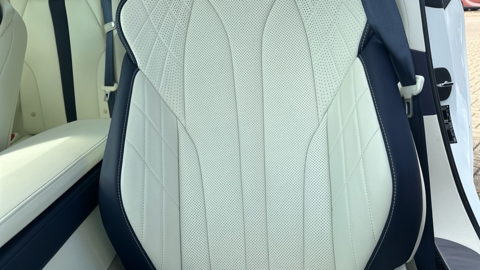 Lexus LC 5.0 500 V8 Sport Coupe Euro 6 464 Green #15