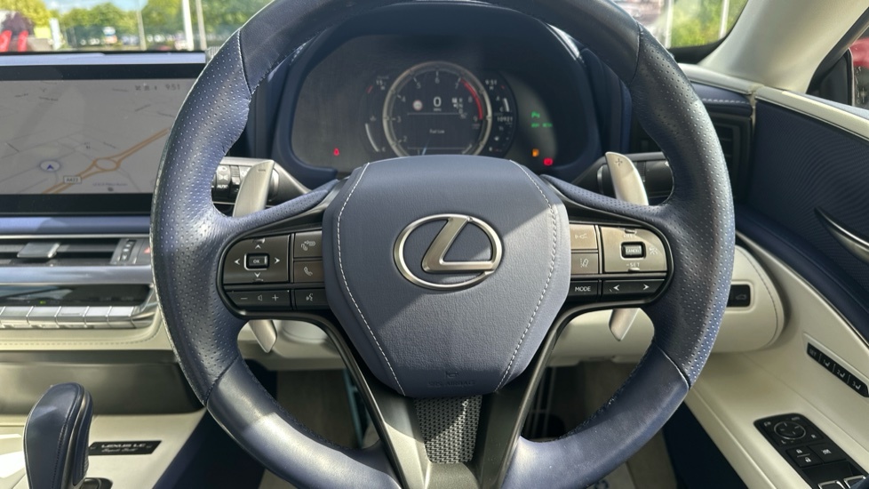 Lexus LC 5.0 500 V8 Sport Coupe Euro 6 464 Green #11