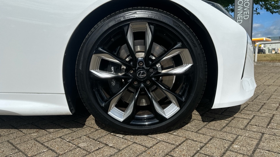 Lexus LC 5.0 500 V8 Sport Coupe Euro 6 464 Green #24