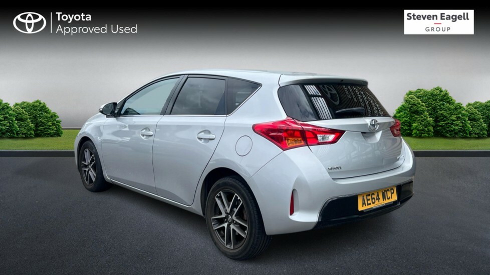 Toyota Auris 1.4 D-4d Icon Plus Hatchback Eur Silver #4