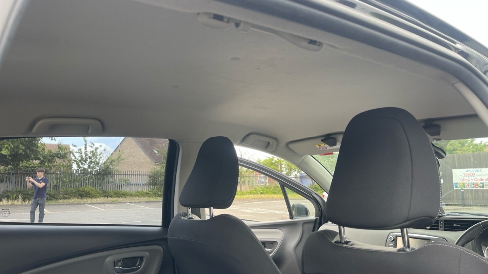 Toyota Yaris 1.5L Icon Tech Grey #19