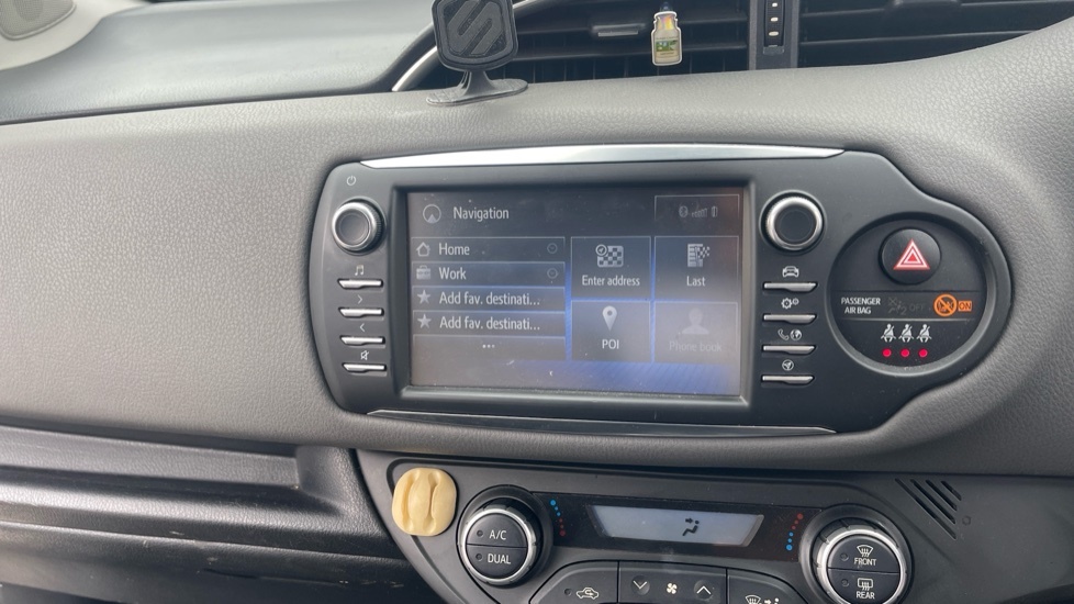 Toyota Yaris 1.5L Icon Tech Grey #9