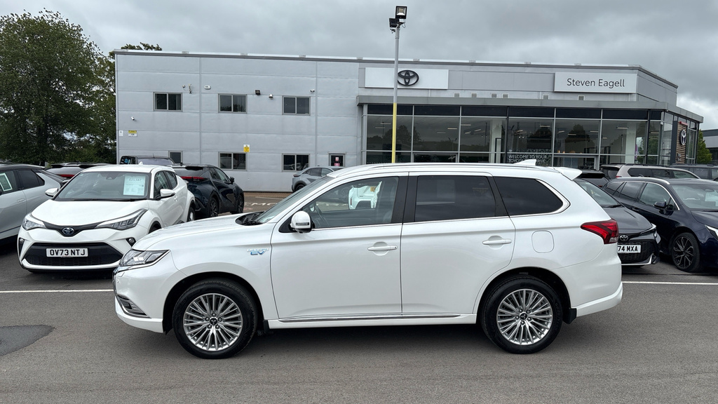 Mitsubishi Outlander 2019 68 Juro Brown #24