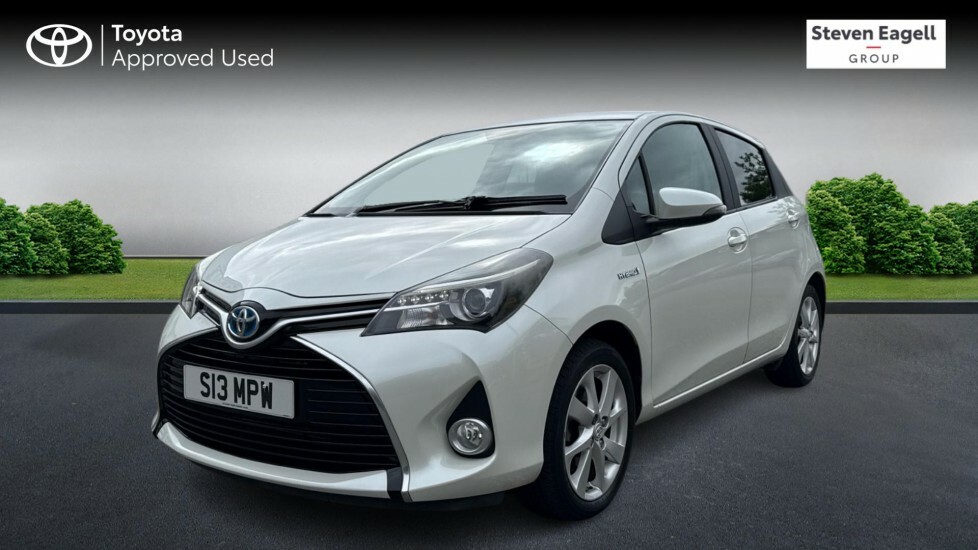 Toyota Yaris 1.5 Vvt-h Sport E-cvt Euro 6 White #3