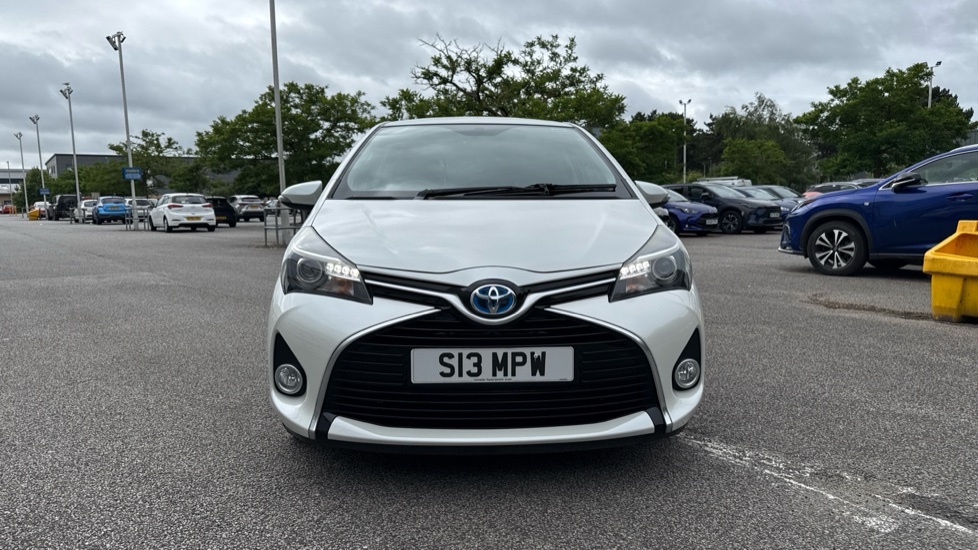 Toyota Yaris Vvt-h Excel Hatchback Grey #22