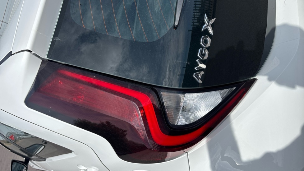 Toyota Aygo X Pure Black #21