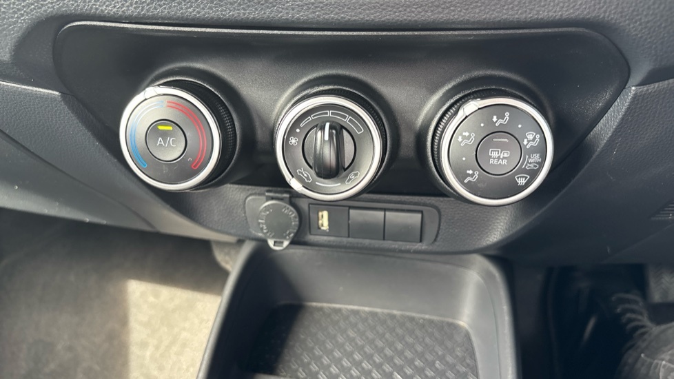 Toyota Aygo X Pure Black #29