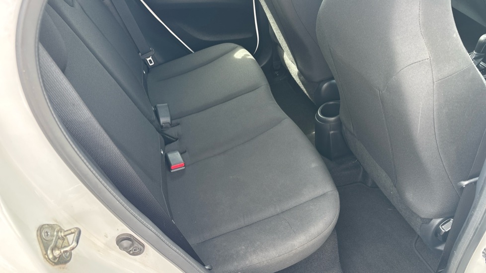 Toyota Aygo X Pure Black #8