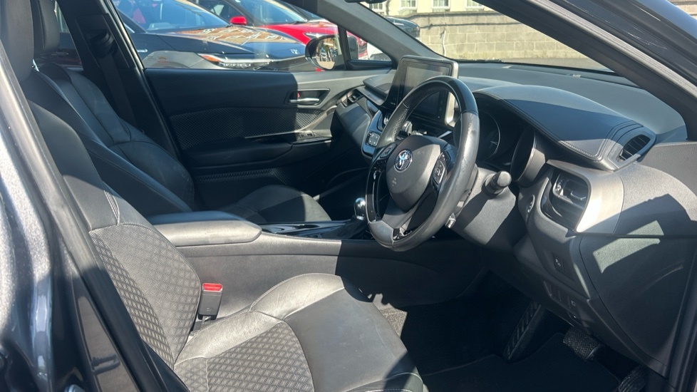 Toyota C-Hr Excel Grey #12
