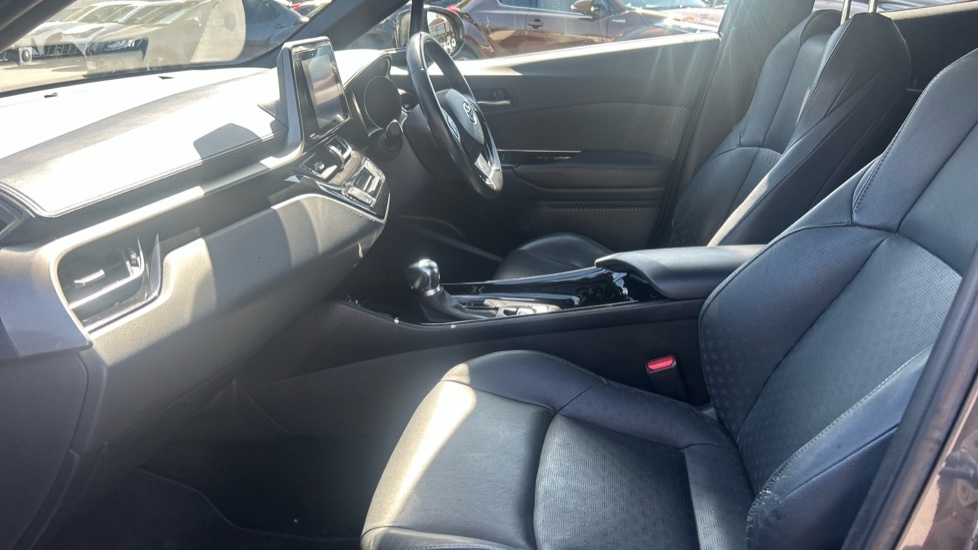 Toyota C-Hr 1.8 Vvt-h Dynamic Cvt Euro 6 Ss Grey #5