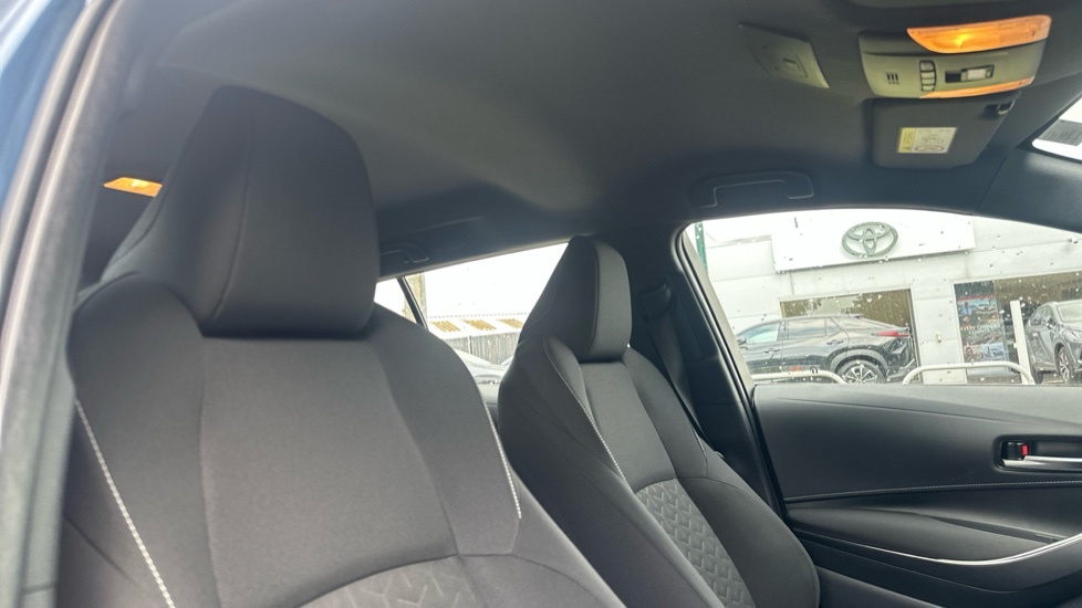 Toyota Corolla 2021 71 1.8 #19