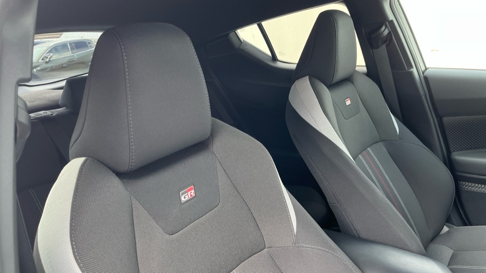 Toyota C-Hr Excel White #19