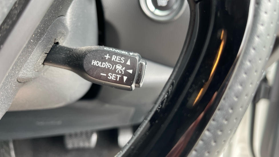 Toyota C-Hr Excel White #44