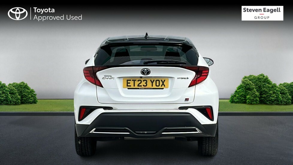 Toyota C-Hr Excel White #26