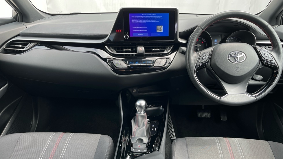 Toyota C-Hr Excel White #6