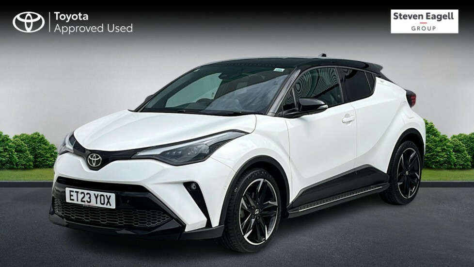 Toyota C-Hr Excel White #3