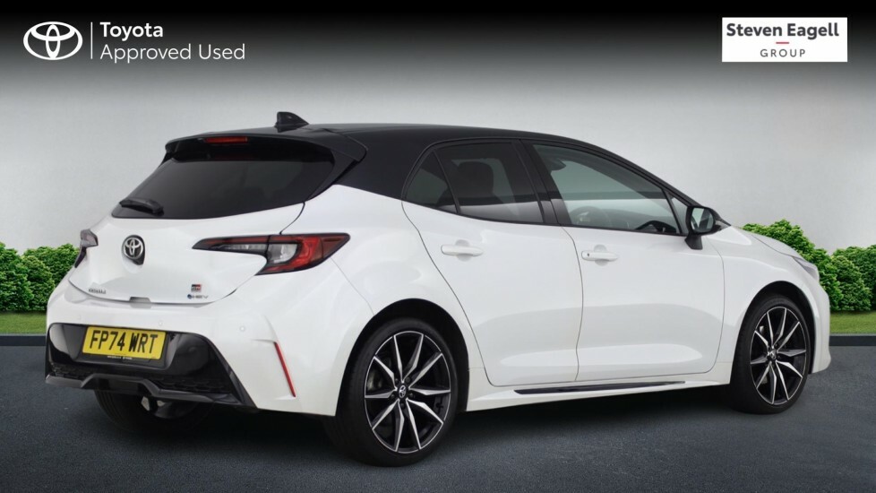 Toyota Corolla 2.0 Vvt-h Gr Sport Hatchback Hybrid Cvt White #2