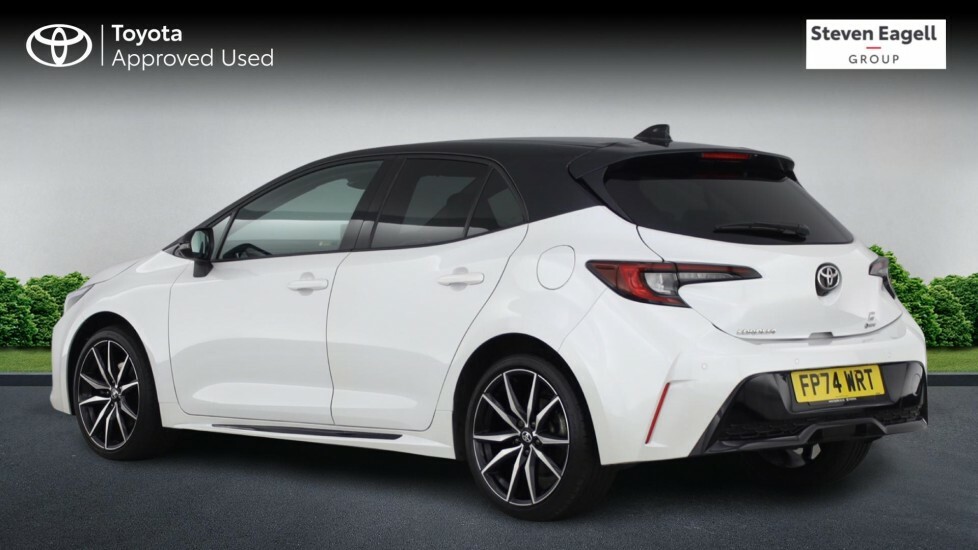 Toyota Corolla 2.0 Vvt-h Gr Sport Hatchback Hybrid Cvt White #4