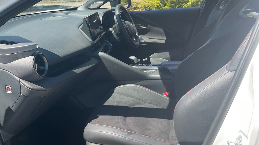 Toyota C-Hr 2.0 Vvt 13.6Kwh Gr Sport Cvt Euro 6 Ss White #5