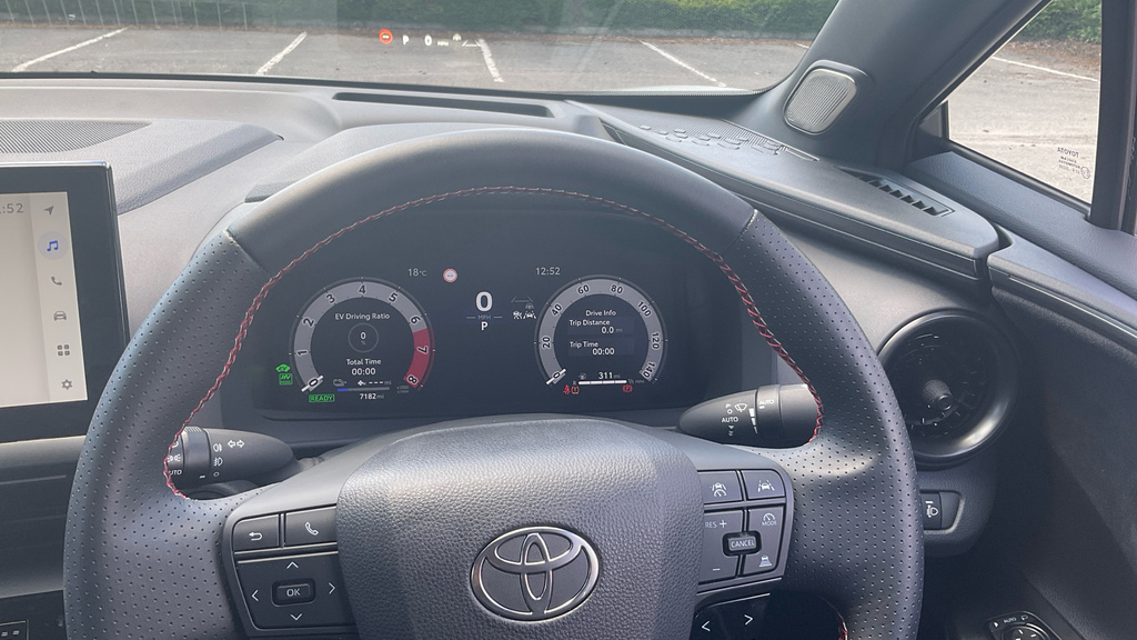 Toyota C-Hr Design Silver #11