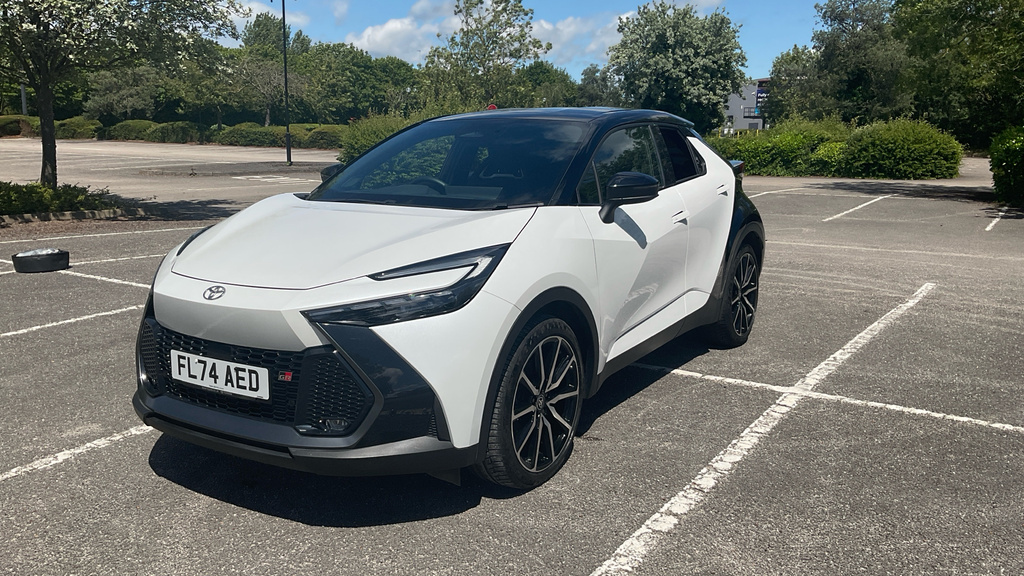 Toyota C-Hr Design Silver #35