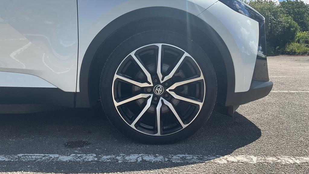 Toyota C-Hr Design Silver #25