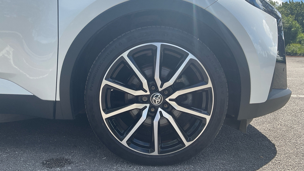 Toyota C-Hr Design Silver #31