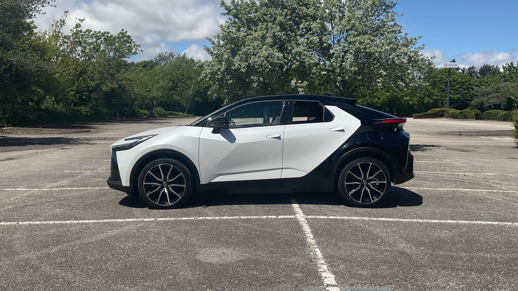 Toyota C-Hr Design Silver #24