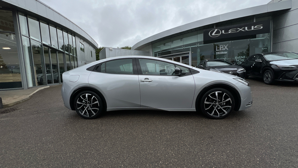 Toyota Prius Design Silver #23