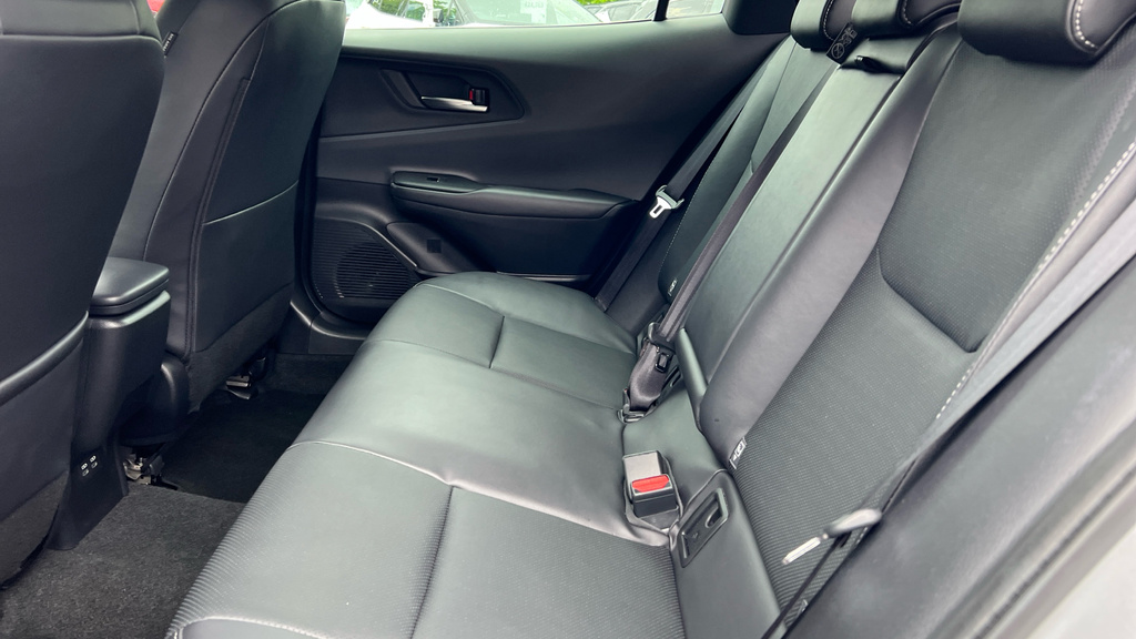 Toyota Prius Design Silver #15