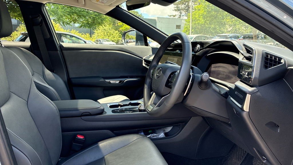 Lexus RZ 450E 71.4Kwh Premium Direct4 Black #13