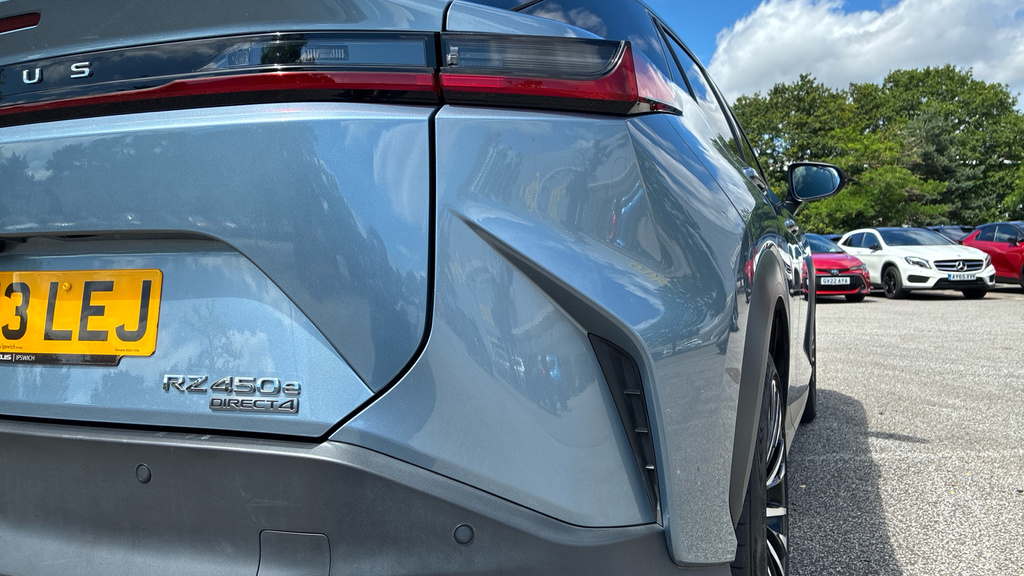 Lexus RZ 450E 71.4Kwh Premium Direct4 Black #32