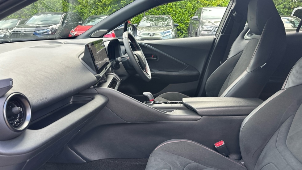 Toyota C-Hr 2.0 Vvt 13.6Kwh Gr Sport Suv Plug-in Hy Grey #5