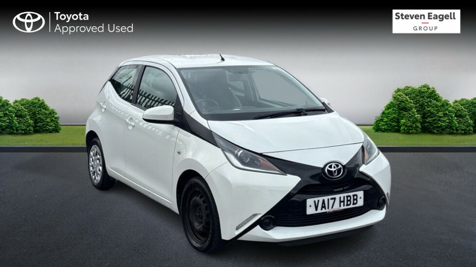 Toyota Aygo 1.0 Vvt-i X-play Euro 6 White