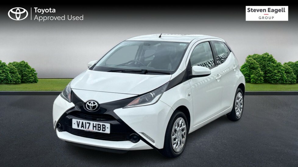 Toyota Aygo 1.0 Vvt-i X-play Euro 6 White #3
