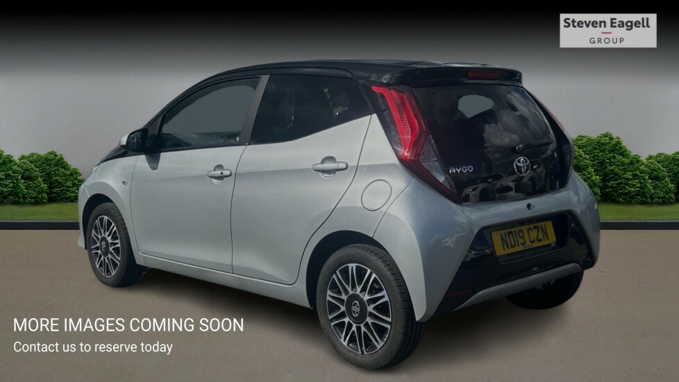 Toyota Aygo 1.0 Vvt-i X-clusiv Euro 6 Safety Sense Silver #2