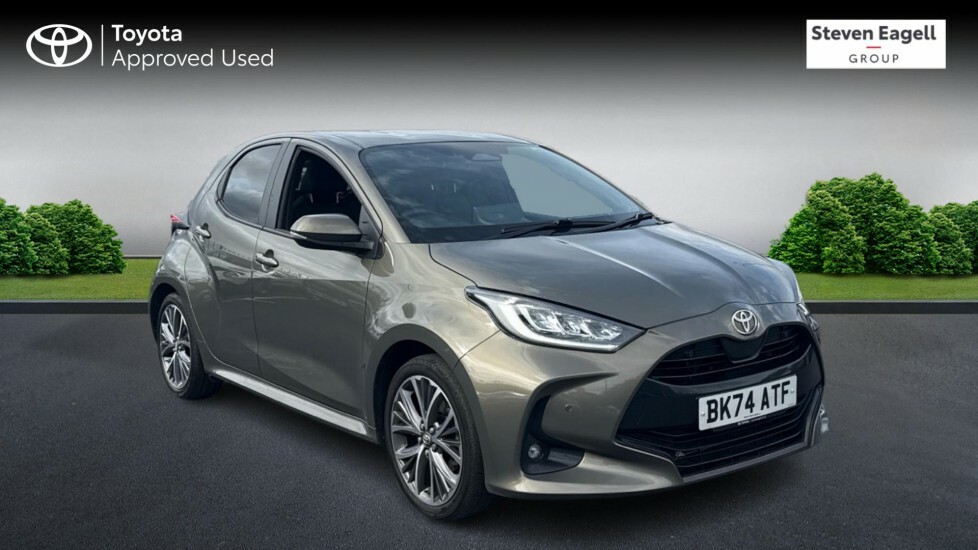 Toyota Yaris Design White #1