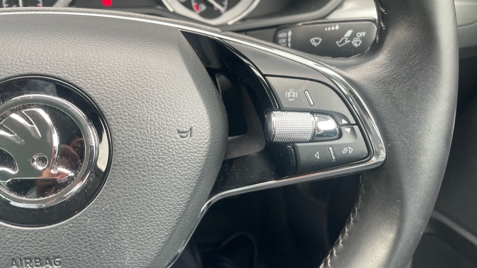 Skoda Superb 2.0 Tdi Cr 122 Se Technology Dsg Black #33