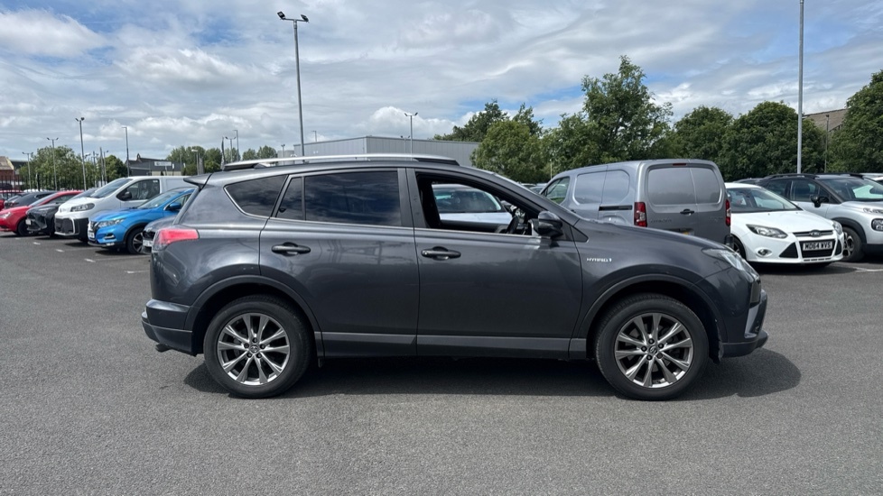 Toyota Rav 4 Excel Tss Hev Cvt White #23