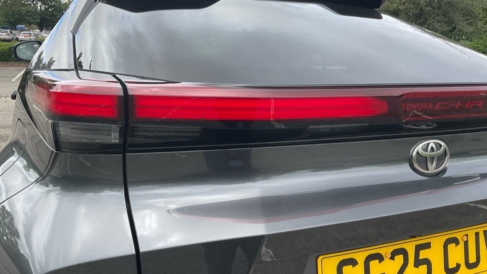 Toyota C-Hr Design Silver #21