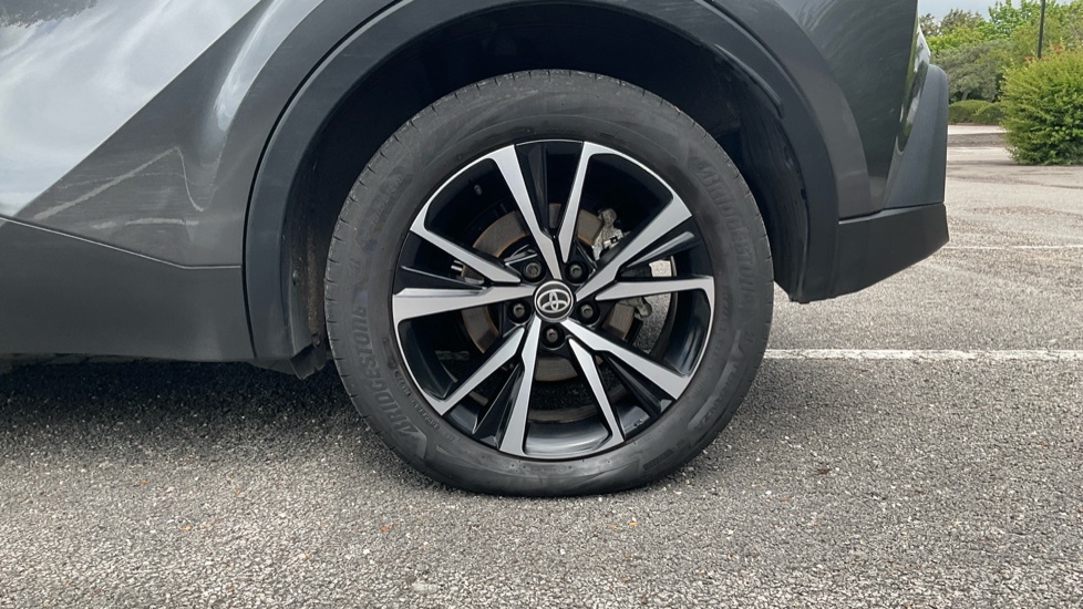 Toyota C-Hr Design Silver #31
