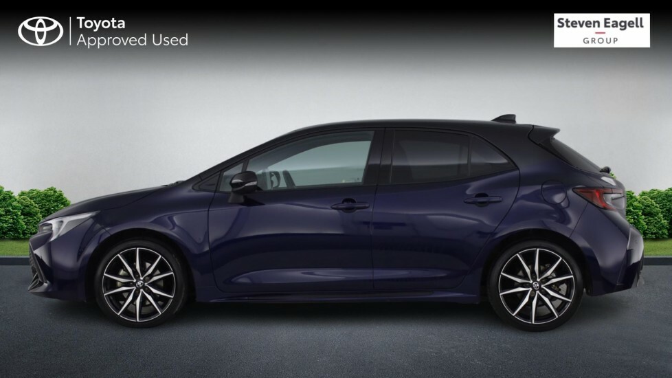 Toyota Corolla 2.0 Hybrid Excel Cvt Black #17