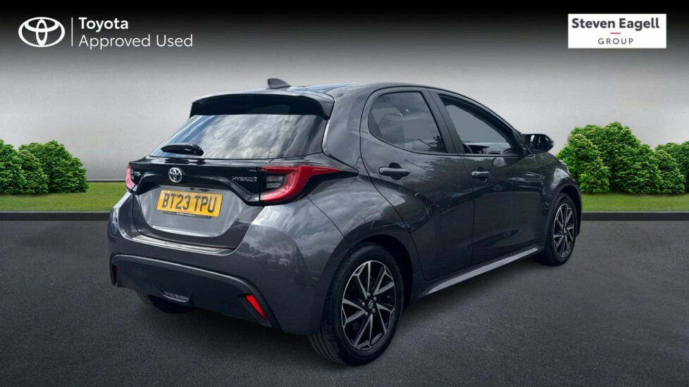 Toyota Yaris 1.5 Vvt-h Design E-cvt Euro 6 Ss Grey #2